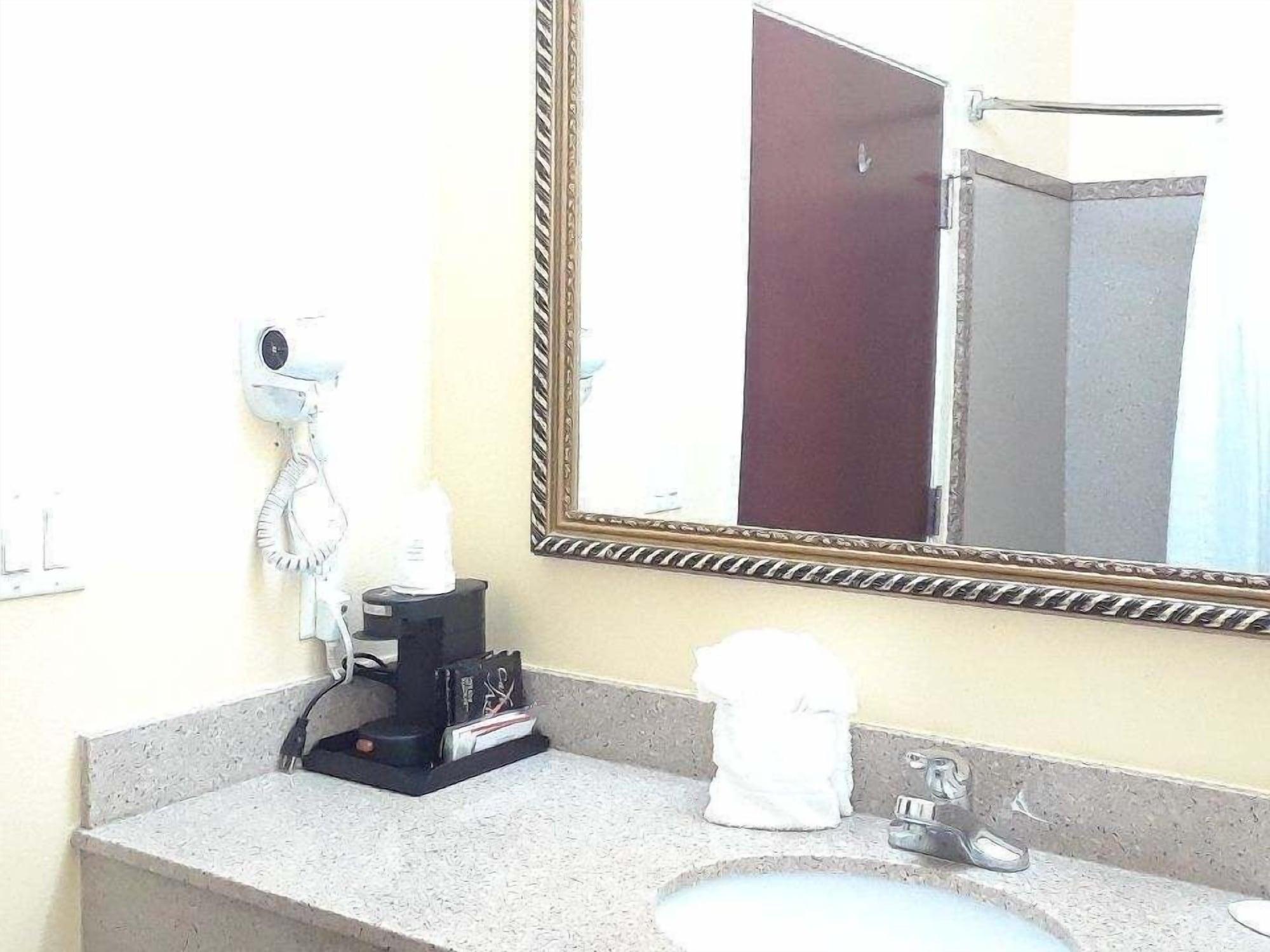 Hotel Surestay By Western Downtown