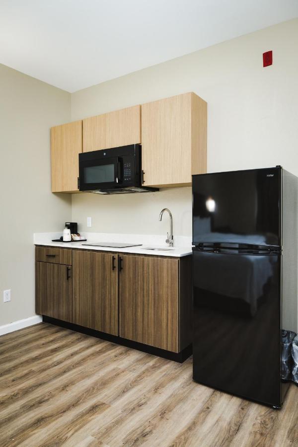 Surestay By Western Downtown