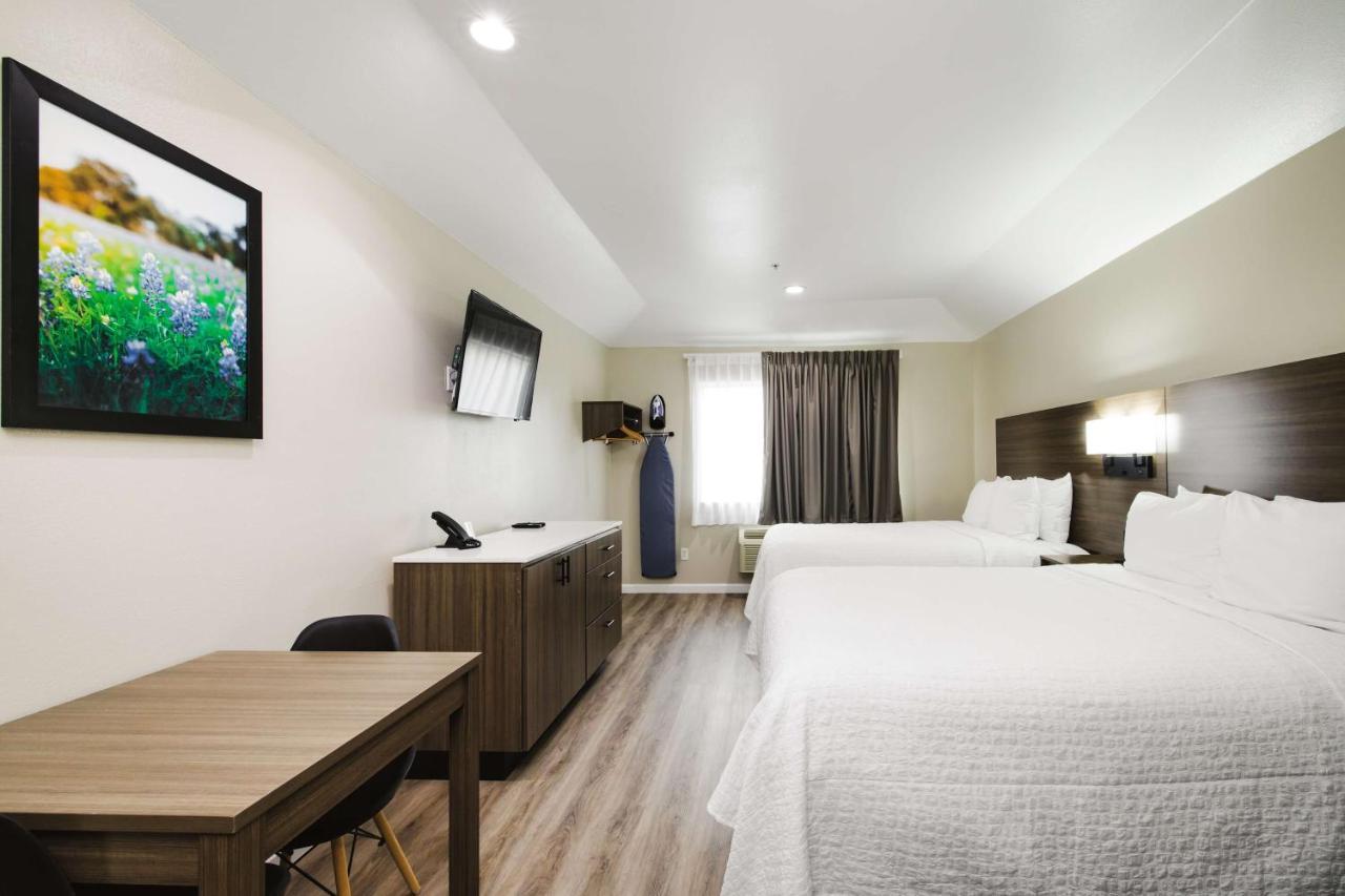 Surestay By Western Downtown Hotel Conroe