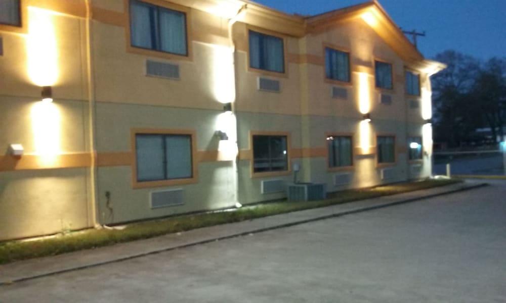 Surestay By Western Downtown 2*