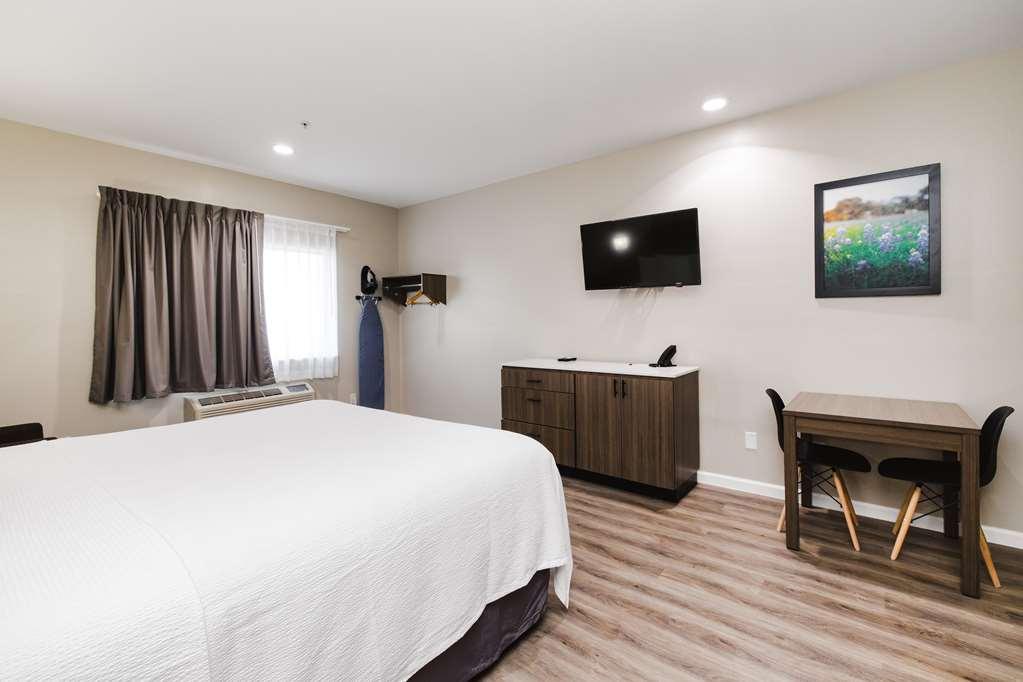 Surestay By Western Downtown Hotel
