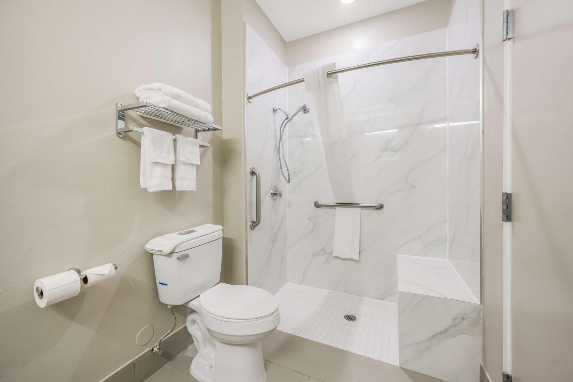 Hotel Surestay By Western Downtown Conroe