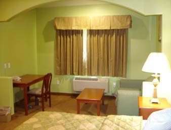 Surestay By Western Downtown Conroe